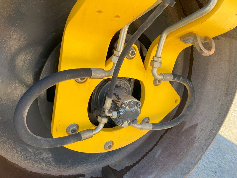 Rodillo Bomag BW138AD-5 NVT: foto 8 Rodillo Bomag BW138AD-5 NVT: foto 8