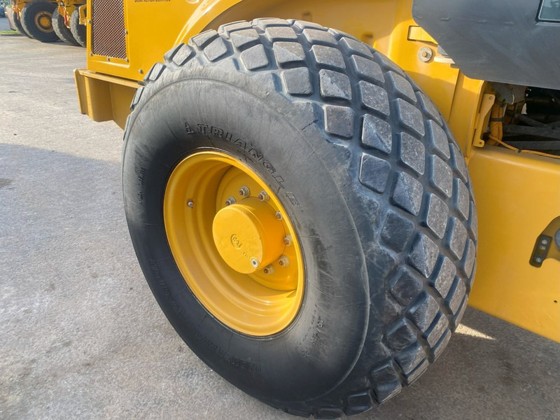 Rodillo Caterpillar CS64B NVT: foto 9 Rodillo Caterpillar CS64B NVT: foto 9