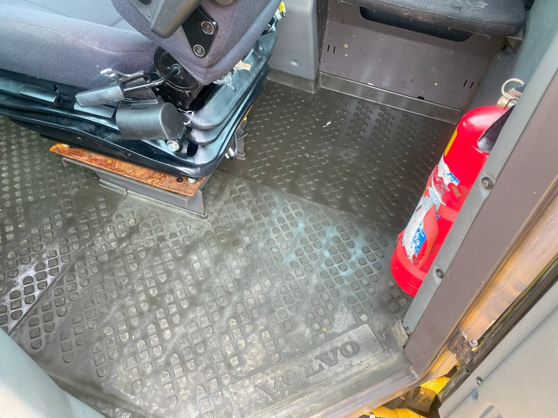 Volvo A 30 D 6x6 dumper articulated hauler - Dúmper: foto 5 Volvo A 30 D 6x6 dumper articulated hauler - Dúmper: foto 5