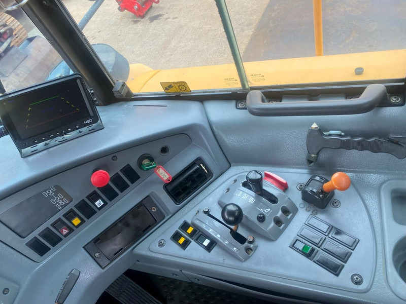 Dúmper Volvo A30D 6x6 dumper articulated hauler NVT: foto 7