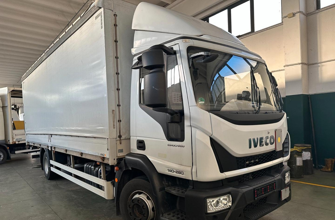 Iveco 140e28 euro 6 centina e sponda - Camión lona: foto 1 Iveco 140e28 euro 6 centina e sponda - Camión lona: foto 1