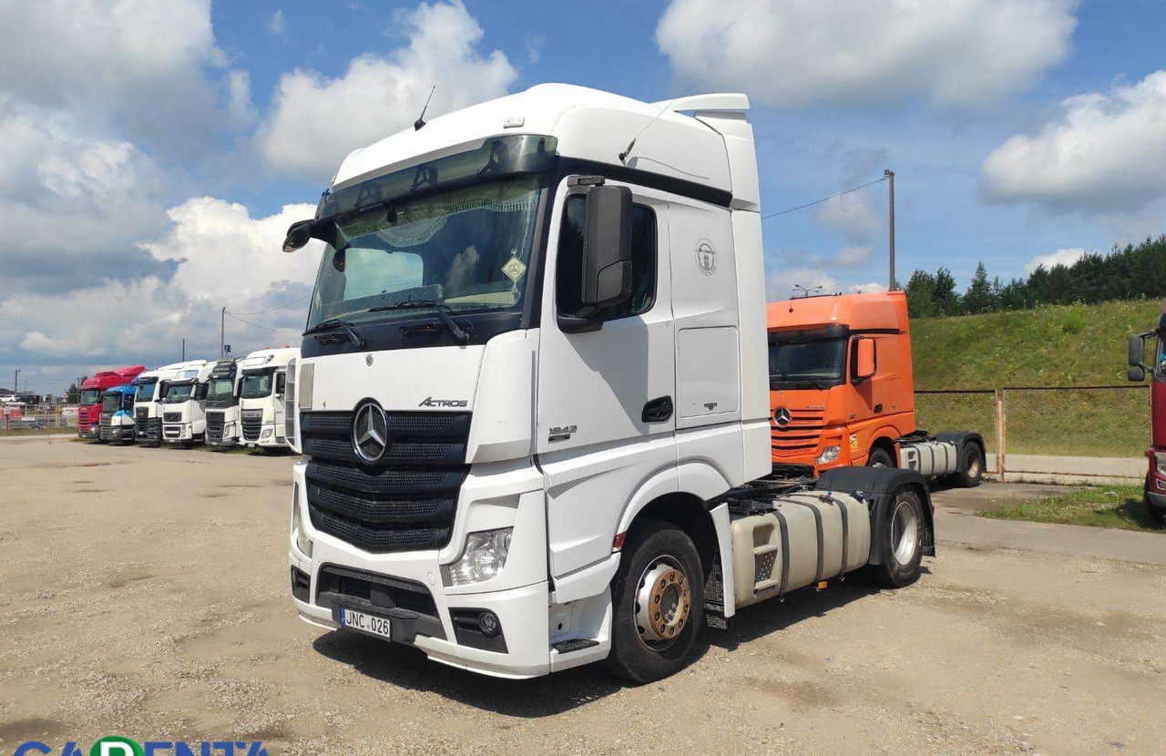 Mercedes-Benz Actros1842 - Cabeza tractora: foto 1 Mercedes-Benz Actros1842 - Cabeza tractora: foto 1