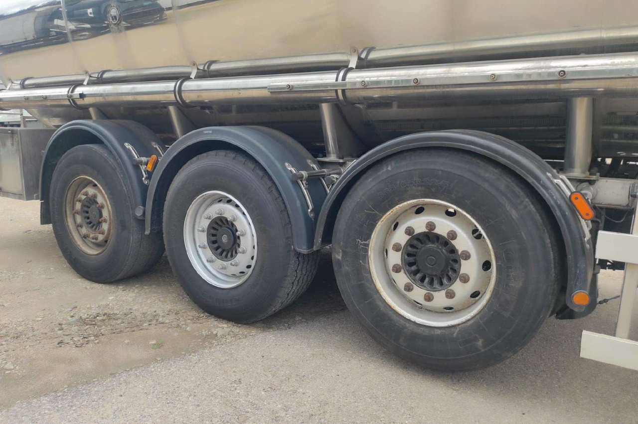 Farcinox - Semirremolque cisterna: foto 4 Farcinox - Semirremolque cisterna: foto 4