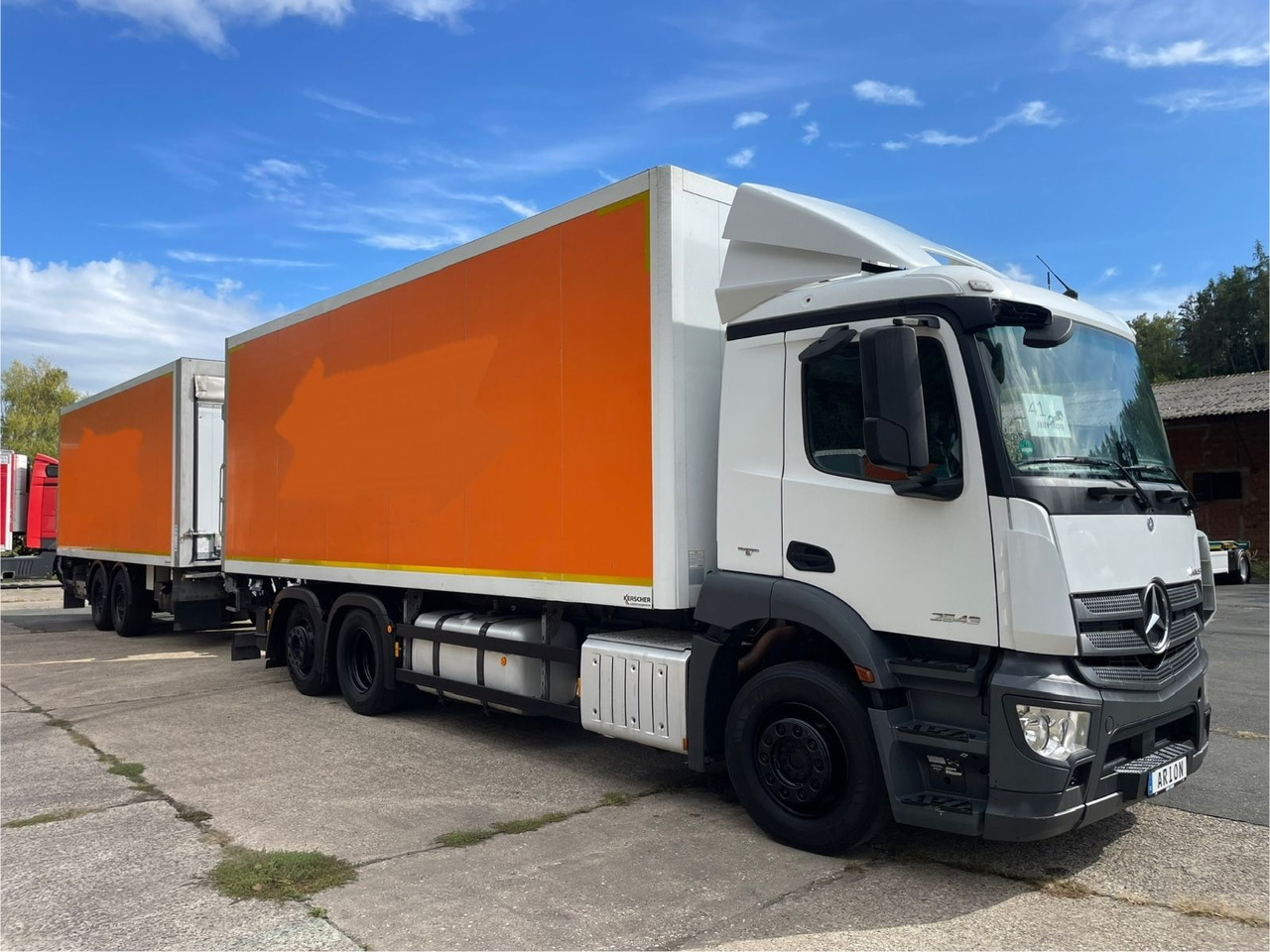 Mercedes-Benz Antos 2543 6x2 Kühlkoffer/CARRIER/NLA/LBW/AC/EU6 - Camión frigorífico: foto 1 Mercedes-Benz Antos 2543 6x2 Kühlkoffer/CARRIER/NLA/LBW/AC/EU6 - Camión frigorífico: foto 1