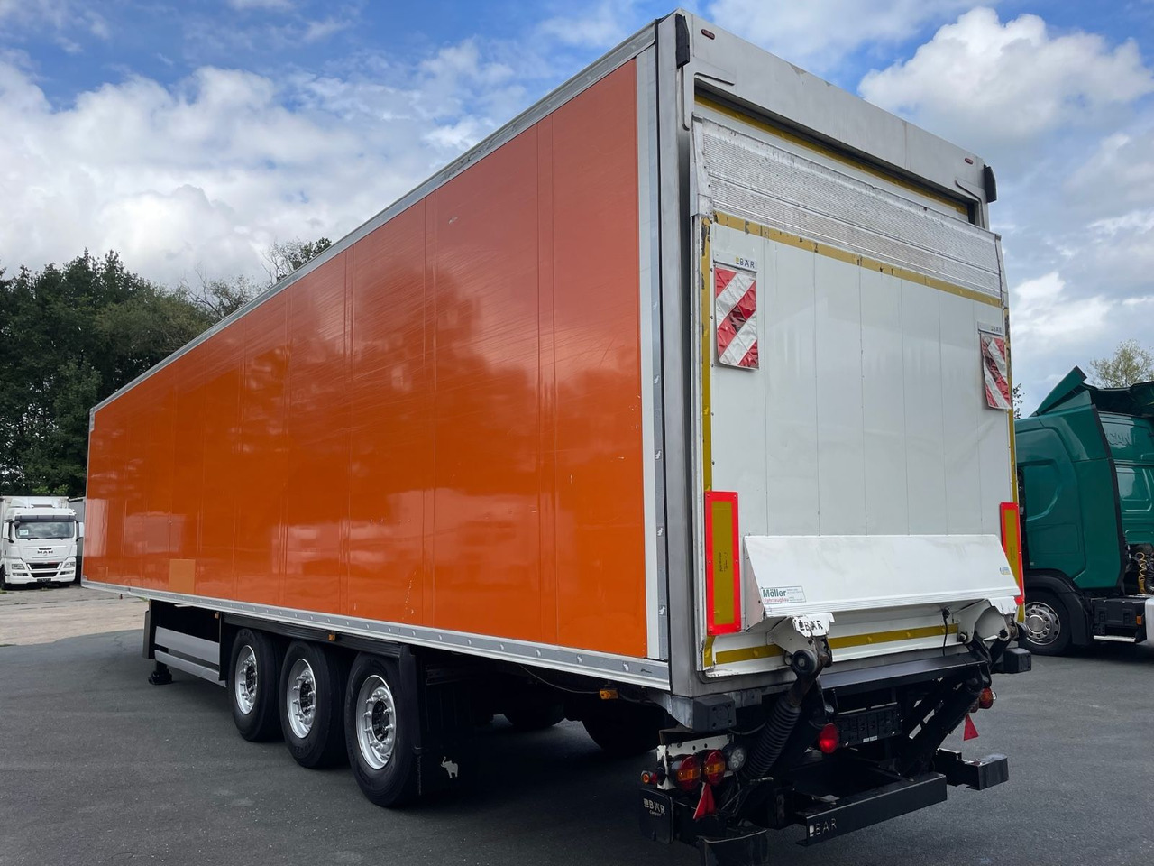 Schmitz Cargobull SCB*S3B/CARRIER/Vector1550/LBW/BÄR/2327h/13,4m - Semirremolque frigorífico: foto 4 Schmitz Cargobull SCB*S3B/CARRIER/Vector1550/LBW/BÄR/2327h/13,4m - Semirremolque frigorífico: foto 4