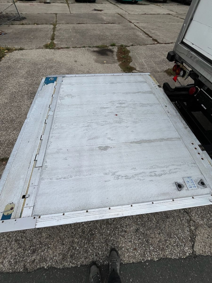 Semirremolque caja cerrada Schmitz Cargobull SCB*S3B/CARRIER/Vector1550/LBW/BÄR/2347h/13,4m: foto 11 Semirremolque caja cerrada Schmitz Cargobull SCB*S3B/CARRIER/Vector1550/LBW/BÄR/2347h/13,4m: foto 11