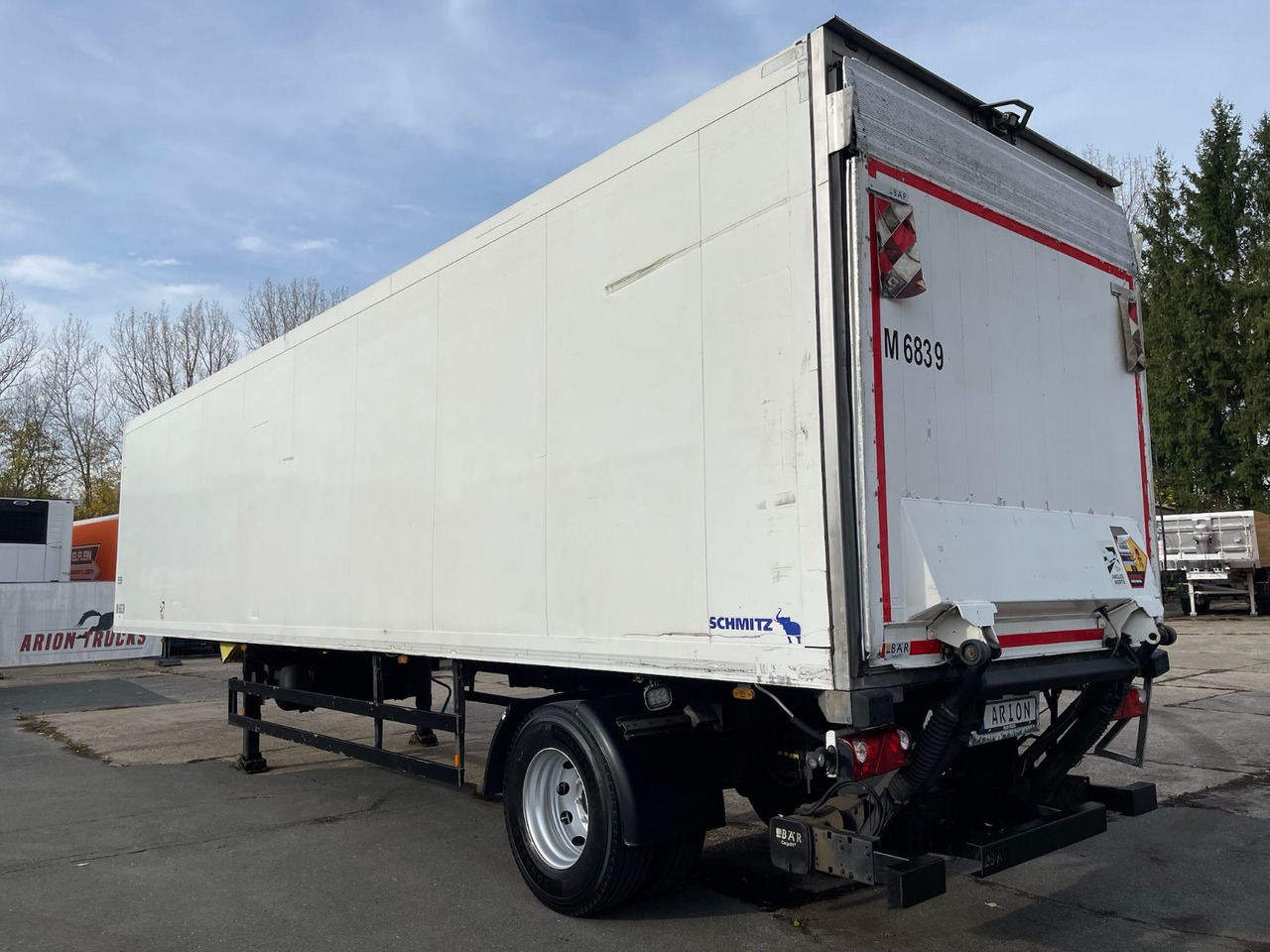 Schmitz Cargobull SKO10/CARRIER/MAXIMA1300/8810h/LBW/BÄR/Lenkachse - Semirremolque frigorífico: foto 5 Schmitz Cargobull SKO10/CARRIER/MAXIMA1300/8810h/LBW/BÄR/Lenkachse - Semirremolque frigorífico: foto 5