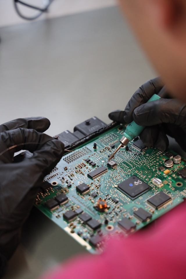 Mercedes MCM2 MCM2.1 Express Reparatur (repair service) - Piezas de recambio: foto 4 Mercedes MCM2 MCM2.1 Express Reparatur (repair service) - Piezas de recambio: foto 4