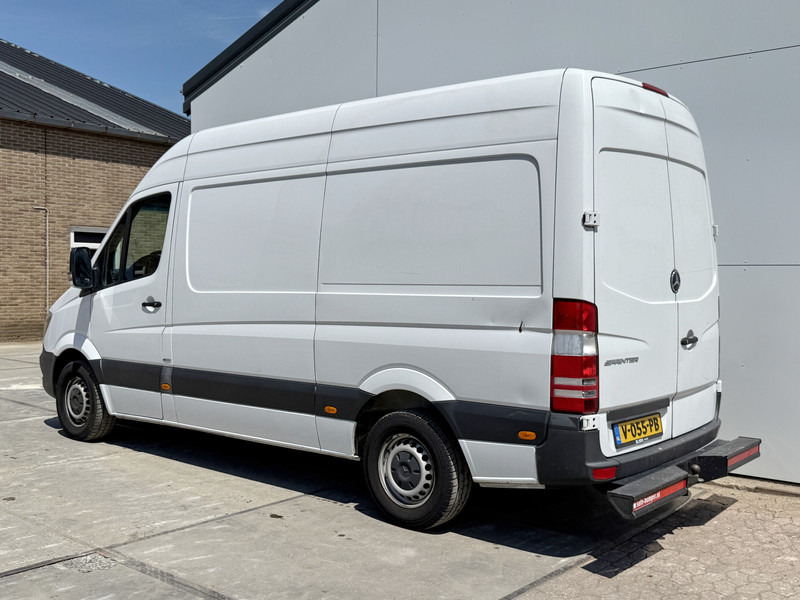 Mercedes-Benz Sprinter 211 2.2 CDI Automaat L2H2 Climate Control Trekhaak Navigatie - Furgoneta pequeña: foto 2 Mercedes-Benz Sprinter 211 2.2 CDI Automaat L2H2 Climate Control Trekhaak Navigatie - Furgoneta pequeña: foto 2