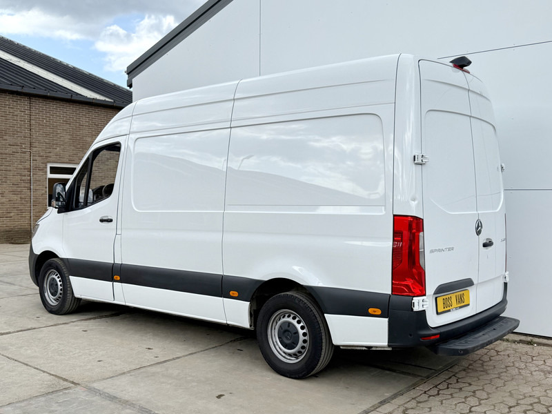 Mercedes-Benz Sprinter 315 1.9 CDI L2H2 Climate Control Cruise Control Carplay Camera Parkeersensoren voor achter - Furgón: foto 2 Mercedes-Benz Sprinter 315 1.9 CDI L2H2 Climate Control Cruise Control Carplay Camera Parkeersensoren voor achter - Furgón: foto 2