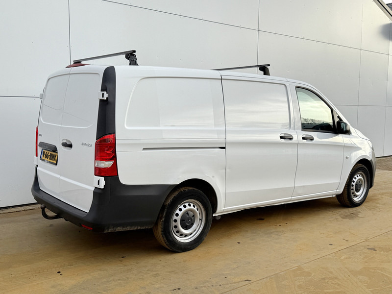 Mercedes-Benz Vito 114 1.9 CDI Automaat L2H1 Adaptieve Cruise Control Climate Control Trekhaak Carplay Camera Dakrails - Furgoneta pequeña: foto 3 Mercedes-Benz Vito 114 1.9 CDI Automaat L2H1 Adaptieve Cruise Control Climate Control Trekhaak Carplay Camera Dakrails - Furgoneta pequeña: foto 3