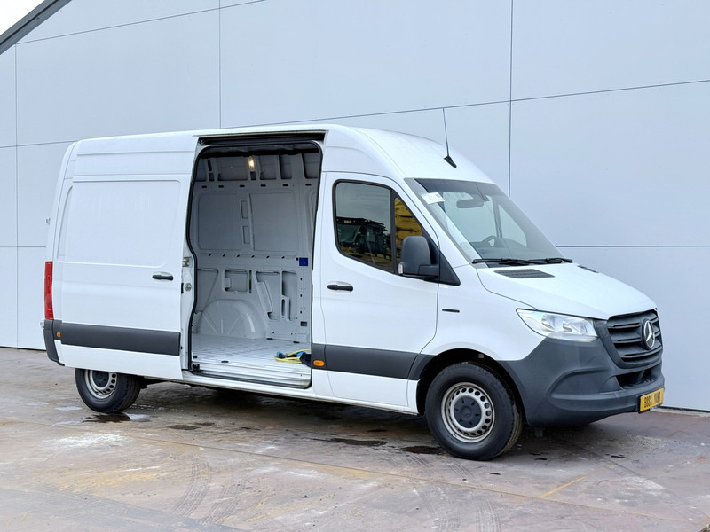 Mercedes-Benz eSprinter 312 L2H2 Elektrisch 41kWh 120km WLTP Climate Control Camera Stoelverwarming - Furgón, Furgoneta eléctrica: foto 5 Mercedes-Benz eSprinter 312 L2H2 Elektrisch 41kWh 120km WLTP Climate Control Camera Stoelverwarming - Furgón, Furgoneta eléctrica: foto 5