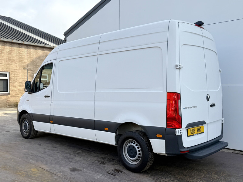 Mercedes-Benz eSprinter 312 L2H2 Elektrisch 41kWh 135km WLTP Climate Control Camera Stoelverwarming - Furgón, Furgoneta eléctrica: foto 2 Mercedes-Benz eSprinter 312 L2H2 Elektrisch 41kWh 135km WLTP Climate Control Camera Stoelverwarming - Furgón, Furgoneta eléctrica: foto 2