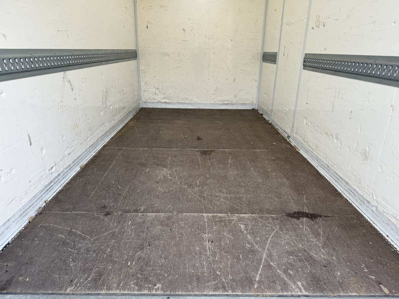 Furgoneta caja cerrada Peugeot Boxer 2.2 HDI 165PK Laadklep LED Cruise Control Climate Control Carplay Camera Standkachel Koffer Bakwagen Meubelbak: foto 13 Furgoneta caja cerrada Peugeot Boxer 2.2 HDI 165PK Laadklep LED Cruise Control Climate Control Carplay Camera Standkachel Koffer Bakwagen Meubelbak: foto 13