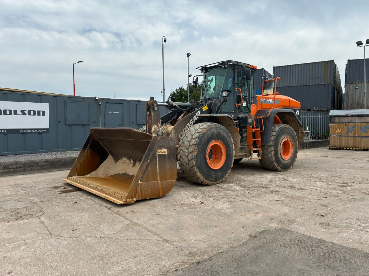 Doosan DL420 - Cargadora de ruedas: foto 1 Doosan DL420 - Cargadora de ruedas: foto 1