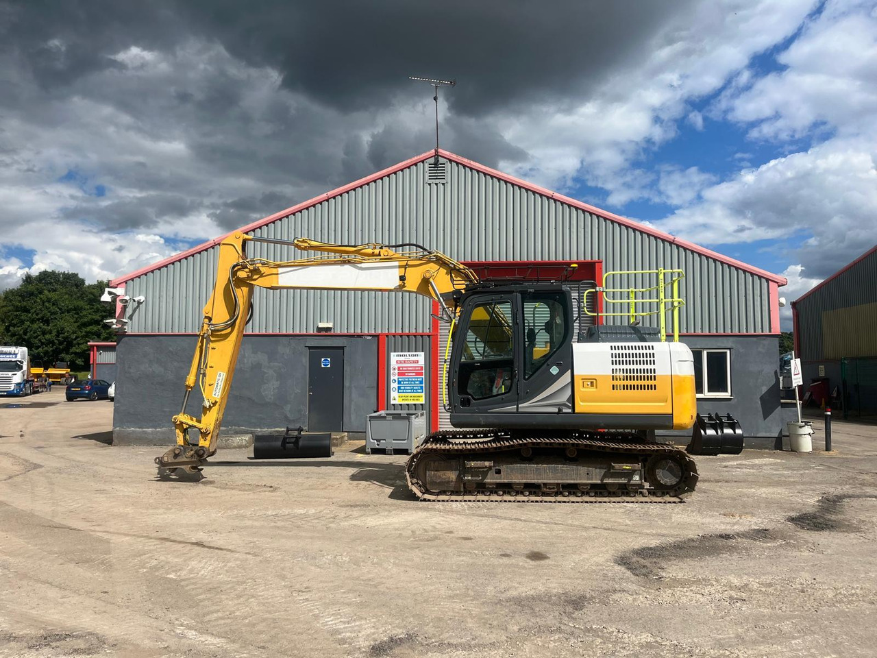 Kobelco SK130LC-11 - Excavadora de cadenas: foto 2 Kobelco SK130LC-11 - Excavadora de cadenas: foto 2