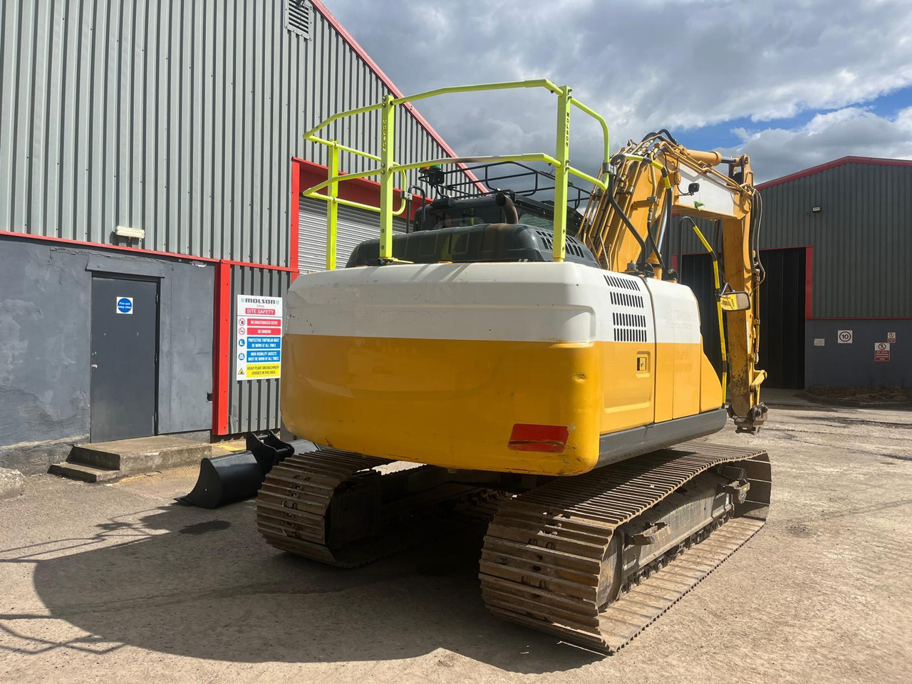 Kobelco SK130LC-11 - Excavadora de cadenas: foto 5 Kobelco SK130LC-11 - Excavadora de cadenas: foto 5