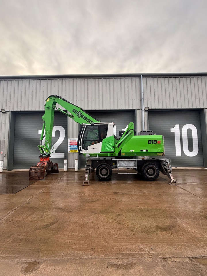 Sennebogen 818E - Manipulador de materiales: foto 2 Sennebogen 818E - Manipulador de materiales: foto 2