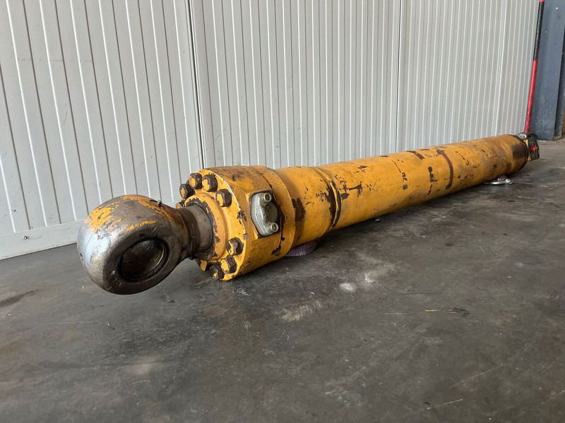 Liebherr E932 / P932 / R932 - Cilindro hidráulico: foto 2 Liebherr E932 / P932 / R932 - Cilindro hidráulico: foto 2