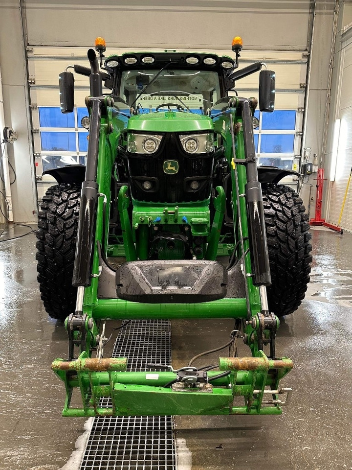 John Deere 6155 R - Tractor: foto 5 John Deere 6155 R - Tractor: foto 5