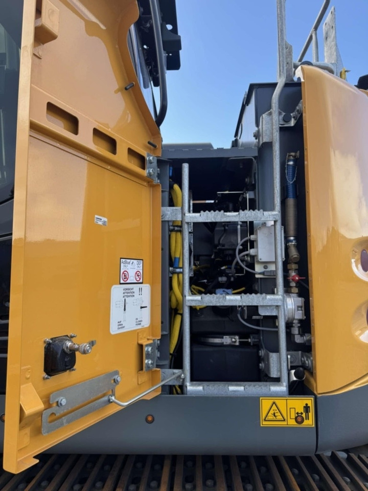 Excavadora de cadenas Liebherr R926 Compact LC: foto 18