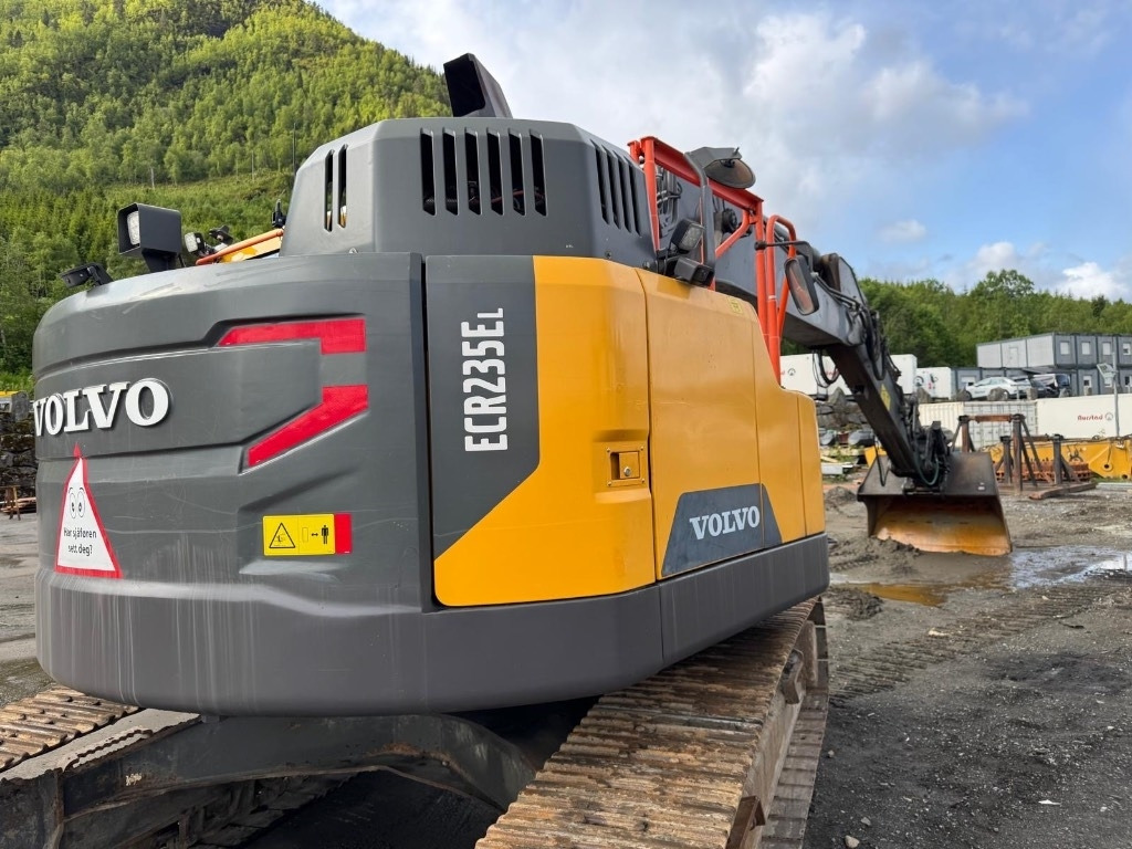 Volvo ECR 235 E - Excavadora de cadenas: foto 1 Volvo ECR 235 E - Excavadora de cadenas: foto 1
