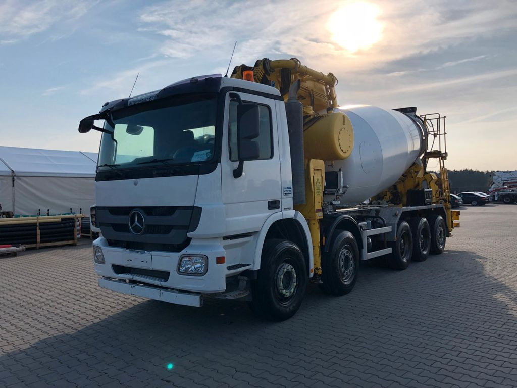 Mercedes-Benz 4148 SERMAC 33m 10 m3 MIXER - Bomba de hormigón: foto 2 Mercedes-Benz 4148 SERMAC 33m 10 m3 MIXER - Bomba de hormigón: foto 2