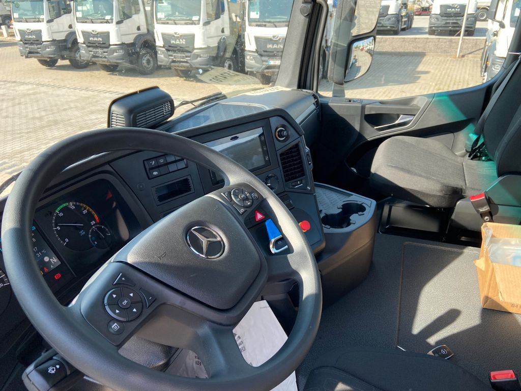 Camión chasis nuevo Mercedes-Benz AROCS 4248 8x4: foto 9