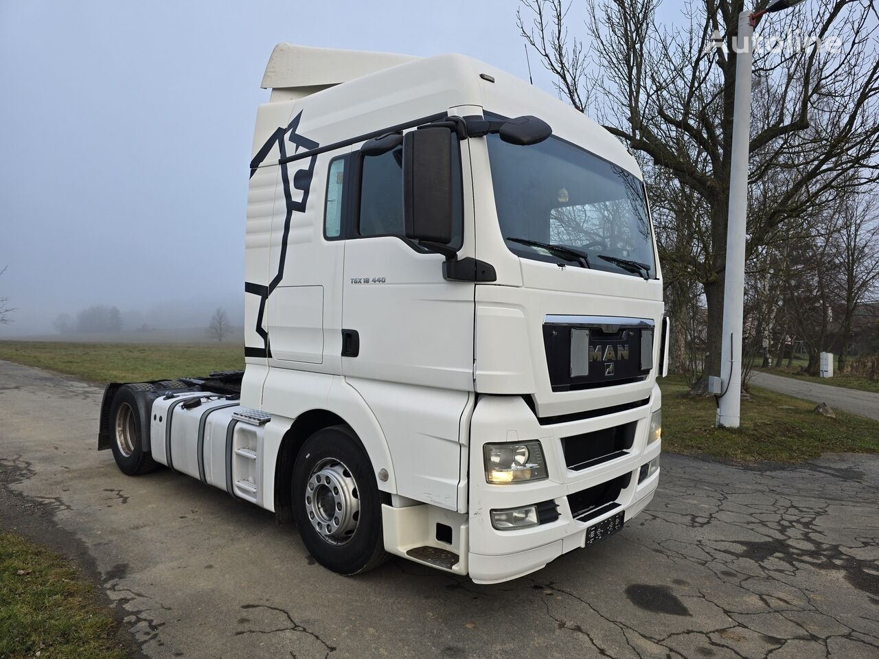 MAN TGX 18.440 standart - Cabeza tractora: foto 1 MAN TGX 18.440 standart - Cabeza tractora: foto 1