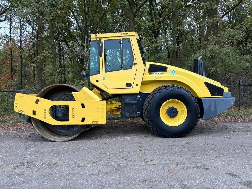 Bomag BW 213 D H-4 i - Compactador: foto 2 Bomag BW 213 D H-4 i - Compactador: foto 2