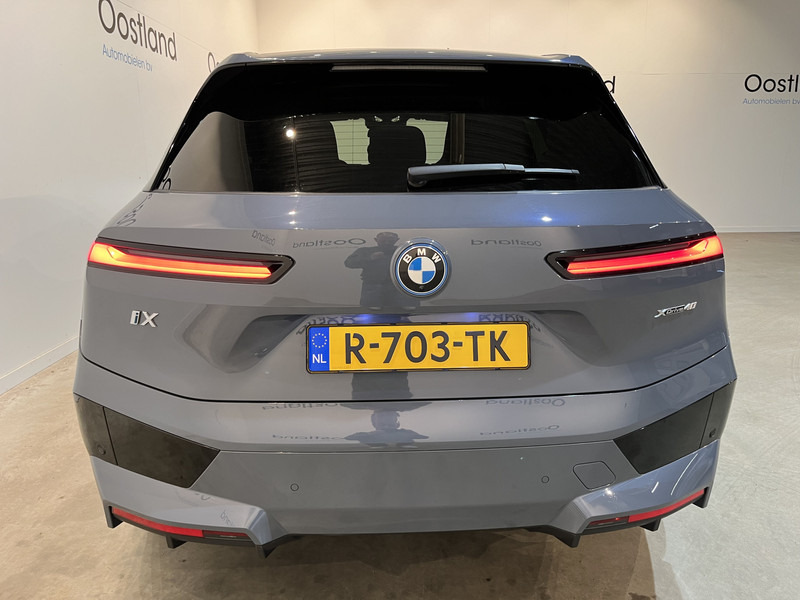 SUV/ Todoterreno BMW iX xDrive40 High Executive 77 kWh / Luchtvering / Pano / Harman Kardon / Trekhaak / Sportpakket / 27.750 KM !!: foto 6