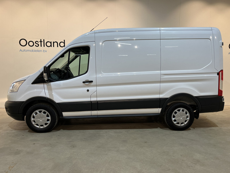 Ford Transit 2.0 TDCI L2H2 130 PK Trend / Euro 6 / Airco / Cruise Control / Trekhaak / PDC / 3-Zits / 42.300 KM !! BPM VRIJ !! - Furgón: foto 2 Ford Transit 2.0 TDCI L2H2 130 PK Trend / Euro 6 / Airco / Cruise Control / Trekhaak / PDC / 3-Zits / 42.300 KM !! BPM VRIJ !! - Furgón: foto 2