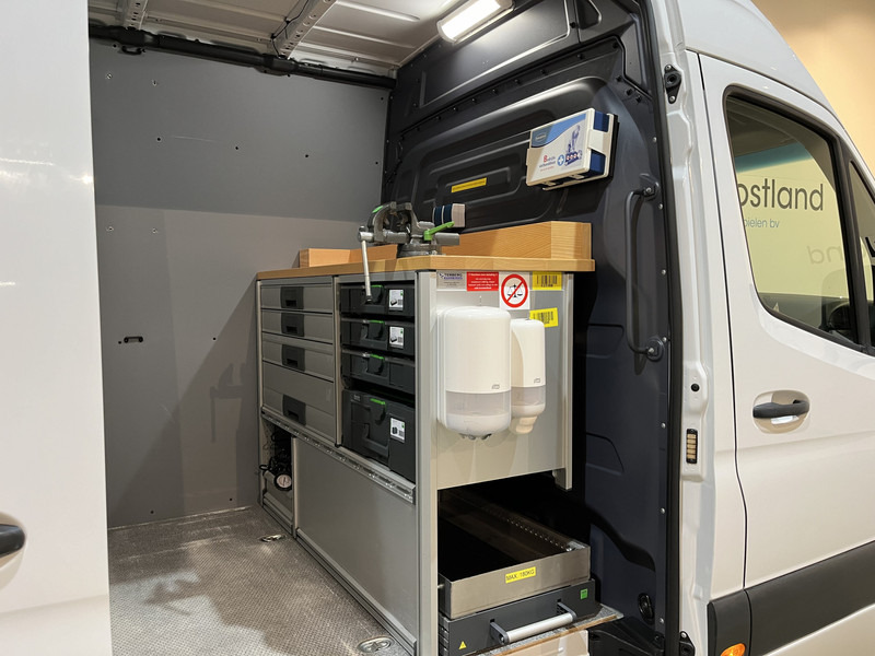 Furgón Mercedes-Benz Sprinter 311 CDI L2H2 RWD / Euro 6 / Servicebus / Bott inrichting / 220V / Airco / Oprijplaat / Compressor / CarPlay / Camera: foto 14