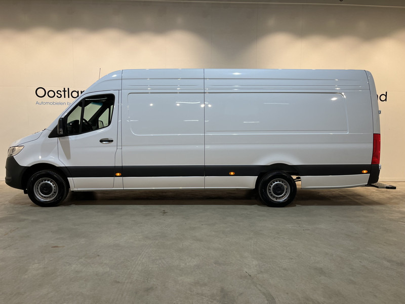 Mercedes-Benz Sprinter 315 CDI L4H2 RWD / Euro 6 / MBUX / Airco / Cruise Control / Camera / CarPlay / Navigatie / 3.300 KM !! / BPM VRIJ !! - Furgón: foto 5 Mercedes-Benz Sprinter 315 CDI L4H2 RWD / Euro 6 / MBUX / Airco / Cruise Control / Camera / CarPlay / Navigatie / 3.300 KM !! / BPM VRIJ !! - Furgón: foto 5