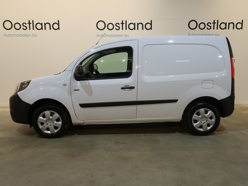 Renault Kangoo Z.E. 33 KwH (ex. accu) / Airco / Schuifdeur / PDC / 11.700 KM !! / BPM VRIJ !! - Furgoneta pequeña, Furgoneta eléctrica: foto 2 Renault Kangoo Z.E. 33 KwH (ex. accu) / Airco / Schuifdeur / PDC / 11.700 KM !! / BPM VRIJ !! - Furgoneta pequeña, Furgoneta eléctrica: foto 2