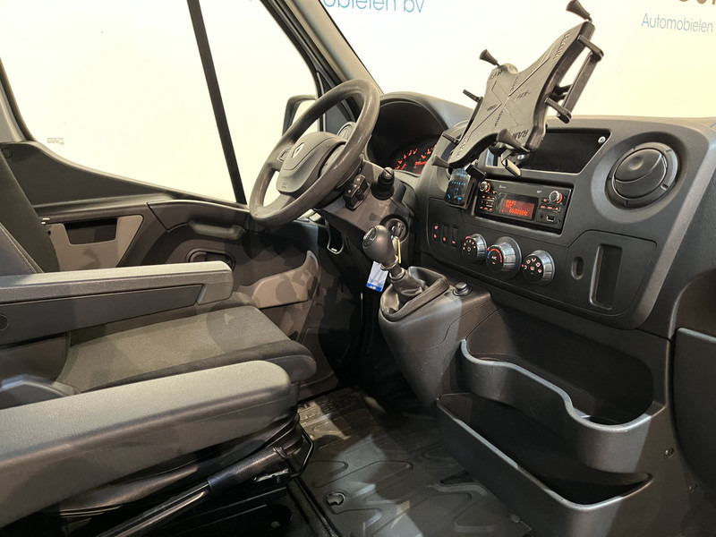 Renault Master 2.3 dCi L2H2 145 PK Servicebus / Bott Inrichting / Euro 6 / 220V. / Airco / Cruise Control / Camera / Trekhaak - Furgón: foto 4 Renault Master 2.3 dCi L2H2 145 PK Servicebus / Bott Inrichting / Euro 6 / 220V. / Airco / Cruise Control / Camera / Trekhaak - Furgón: foto 4