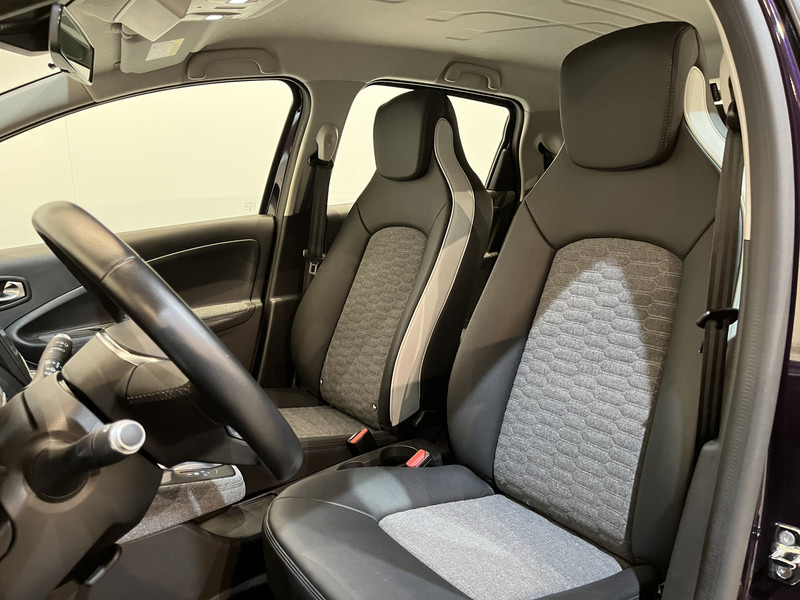Coche Renault ZOE R110 Experience 52 kWh (Huuraccu) / CarPlay / Camera / Airco / Cruise Control / LMV / Navigatie / 11.000 KM !! Prijs ex BTW € 11.500,-: foto 10
