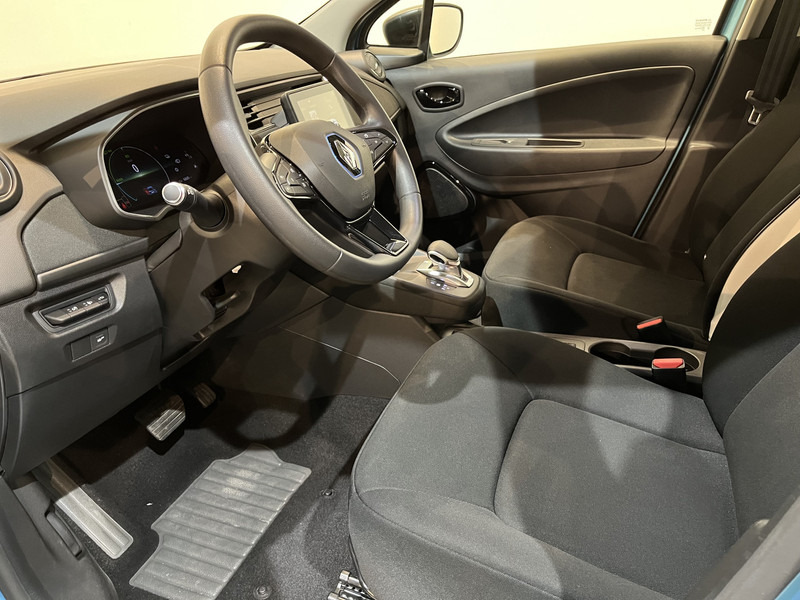 Renault ZOE R110 Life 52 kWh (Incl. Accu) / CarPlay / Airco / Cruise Control / 62.600 KM !! Prijs ex BTW € 11.500,- - Hatchback: foto 4 Renault ZOE R110 Life 52 kWh (Incl. Accu) / CarPlay / Airco / Cruise Control / 62.600 KM !! Prijs ex BTW € 11.500,- - Hatchback: foto 4