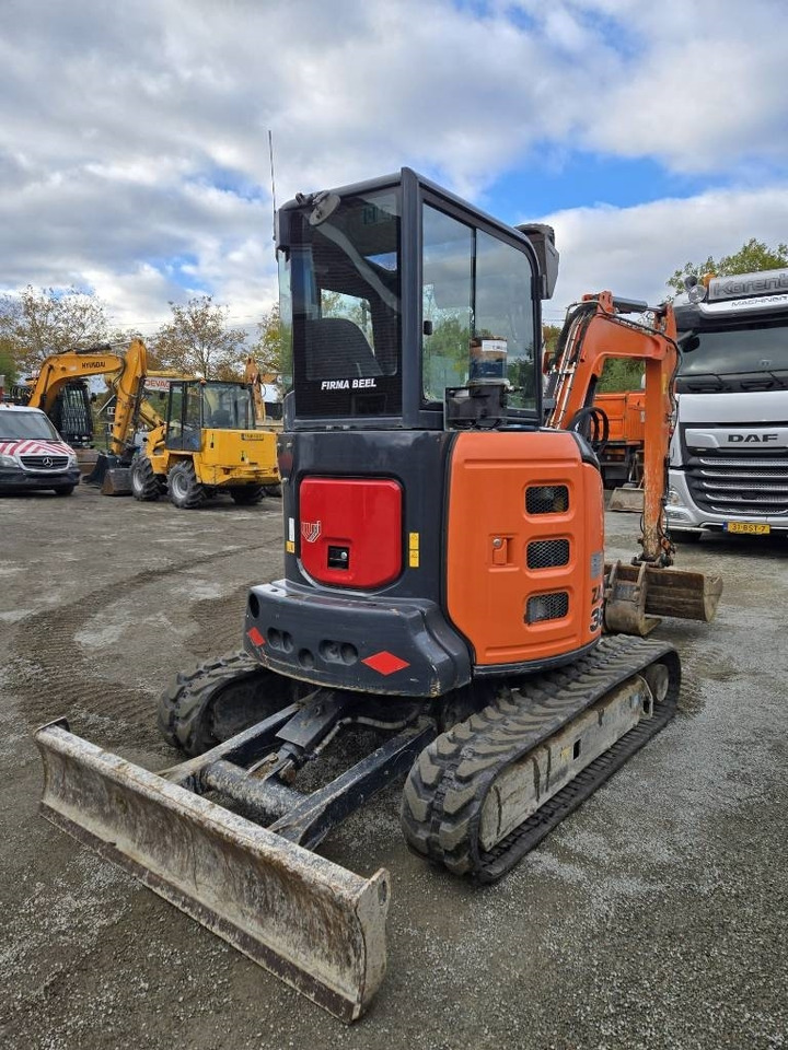 Hitachi ZX 38 U-5 A - Miniexcavadora: foto 4 Hitachi ZX 38 U-5 A - Miniexcavadora: foto 4