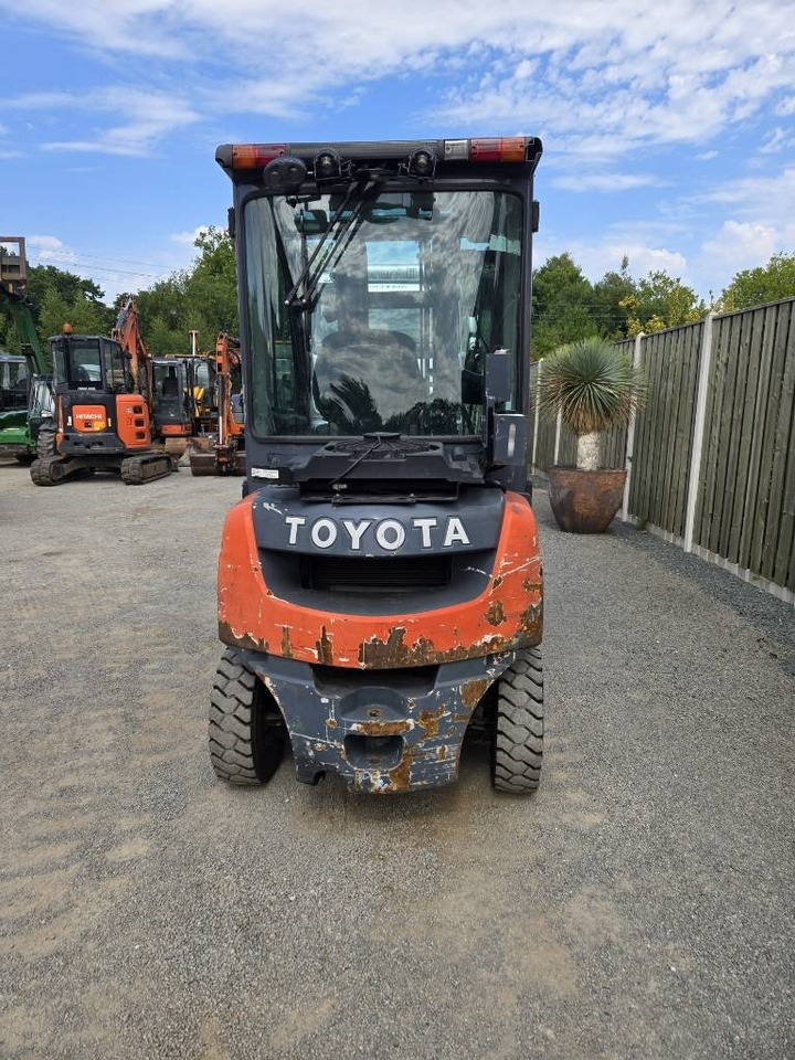 Toyota 8 FD 20 - Carretilla elevadora diésel: foto 3 Toyota 8 FD 20 - Carretilla elevadora diésel: foto 3