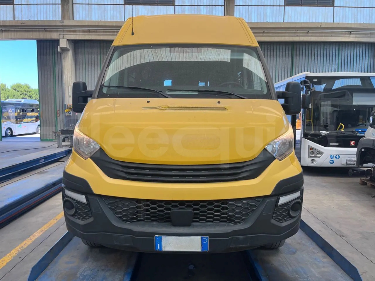 Iveco Daily - Autobús escolar: foto 2 Iveco Daily - Autobús escolar: foto 2
