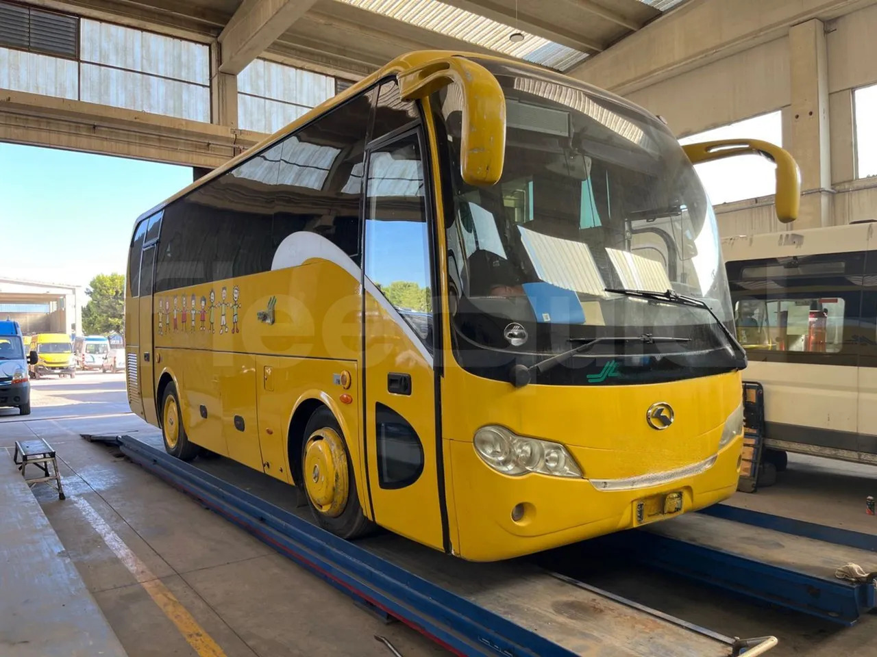 King Long XMQ6800 - Autocar: foto 1 King Long XMQ6800 - Autocar: foto 1