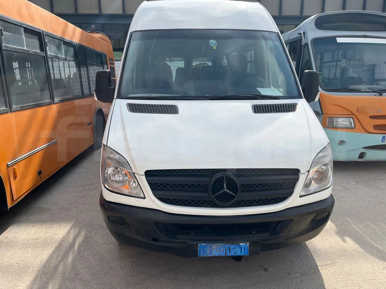 Mercedes-Benz Sprinter - Minibús, Furgoneta de pasajeros: foto 2 Mercedes-Benz Sprinter - Minibús, Furgoneta de pasajeros: foto 2