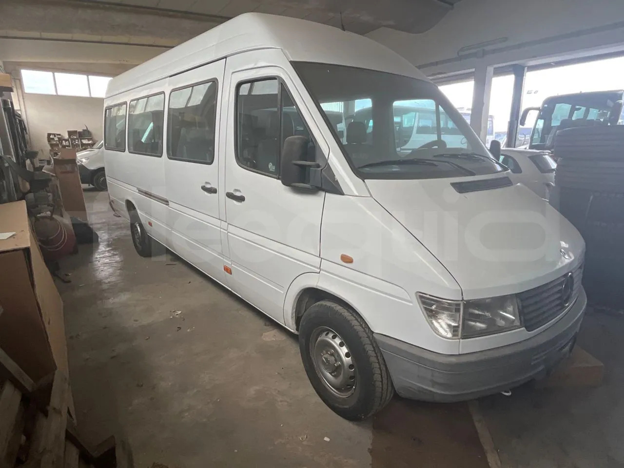 Mercedes-Benz Sprinter - Minibús, Furgoneta de pasajeros: foto 1 Mercedes-Benz Sprinter - Minibús, Furgoneta de pasajeros: foto 1