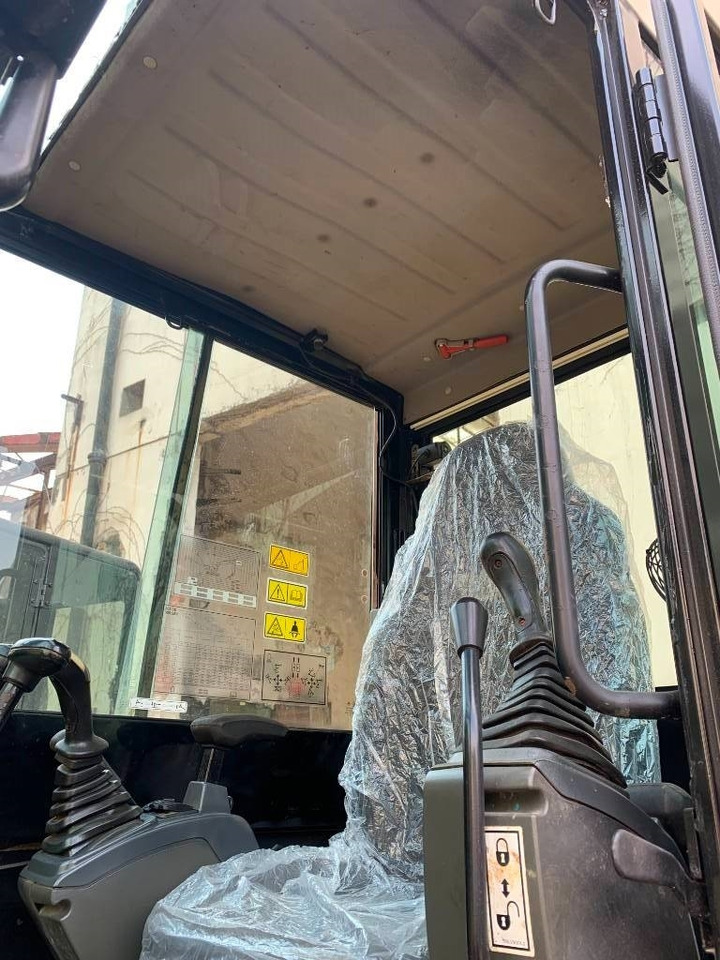 Leasing de CAT 305.5E2  CAT 305.5E2: foto 8