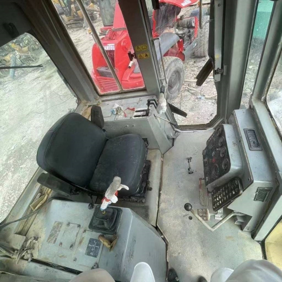 CAT D6G2 XL - Bulldozer: foto 4 CAT D6G2 XL - Bulldozer: foto 4