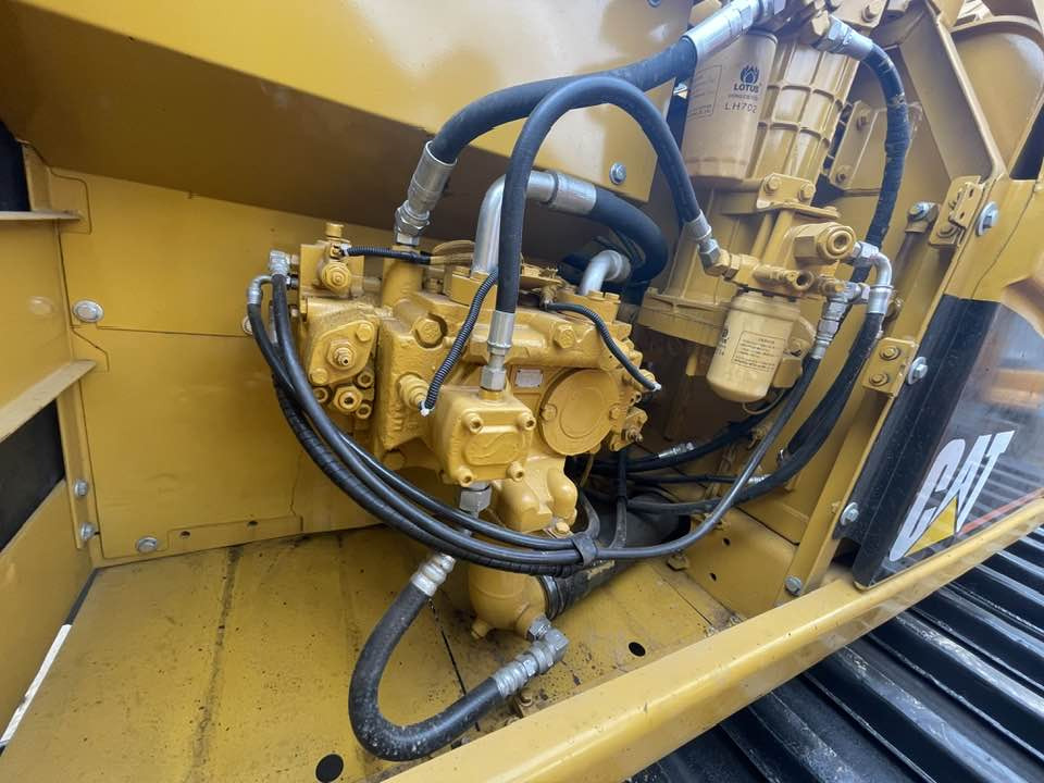 Caterpillar 320CL - Excavadora: foto 3 Caterpillar 320CL - Excavadora: foto 3