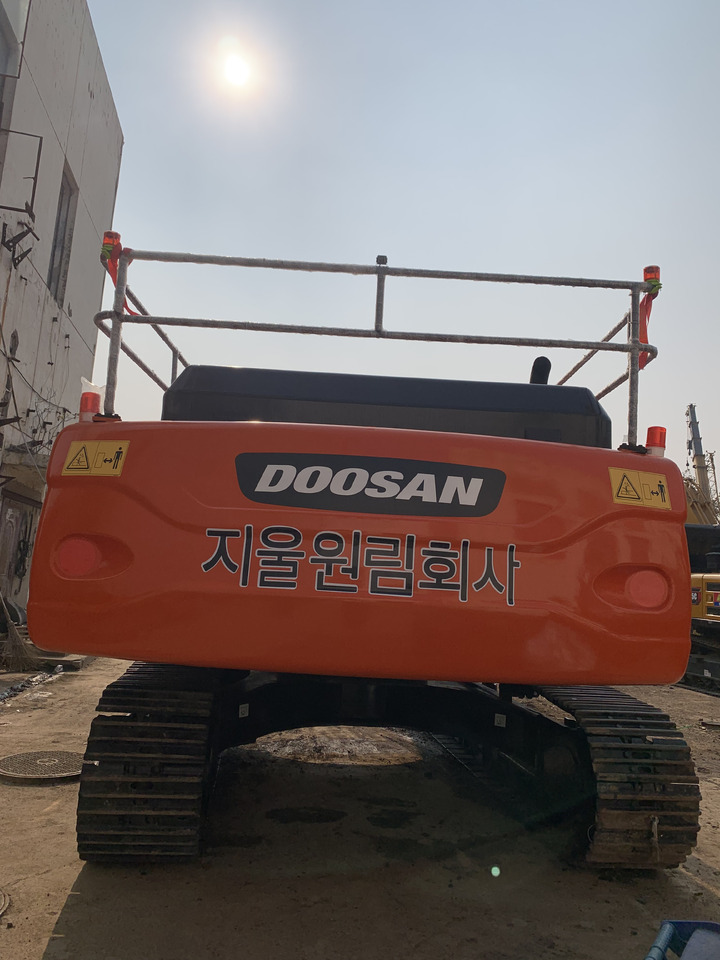 DOOSAN DX340LC - Excavadora de ruedas: foto 5 DOOSAN DX340LC - Excavadora de ruedas: foto 5