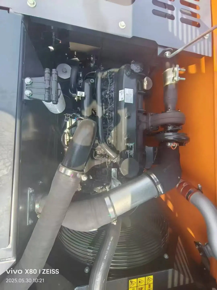 Develon DX220LCA-2M - Excavadora: foto 5 Develon DX220LCA-2M - Excavadora: foto 5