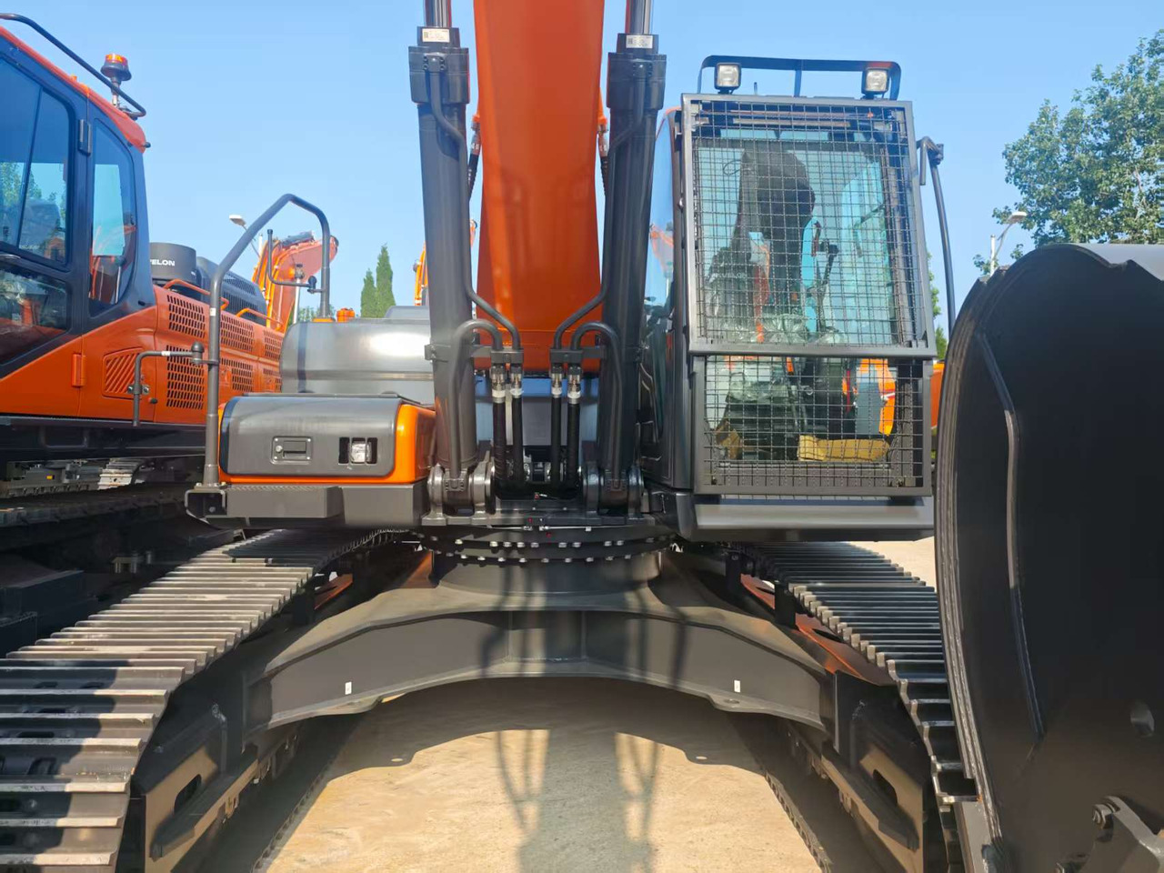 Develon DX360LCA-7M - Excavadora de cadenas: foto 3 Develon DX360LCA-7M - Excavadora de cadenas: foto 3